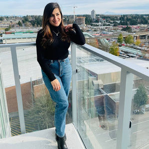 Meet your Posher, Mansi